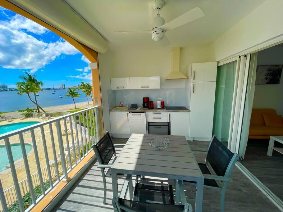 Superbe Studio Lumineux, Vue Sur Piscine Et Mer Baie Nettle Exterior photo